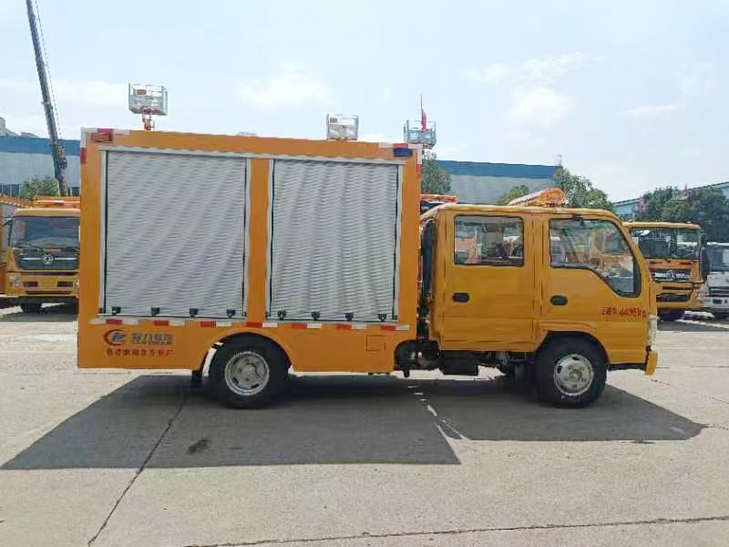 五十鈴雙排藍(lán)牌1000方救險(xiǎn)車(便攜)