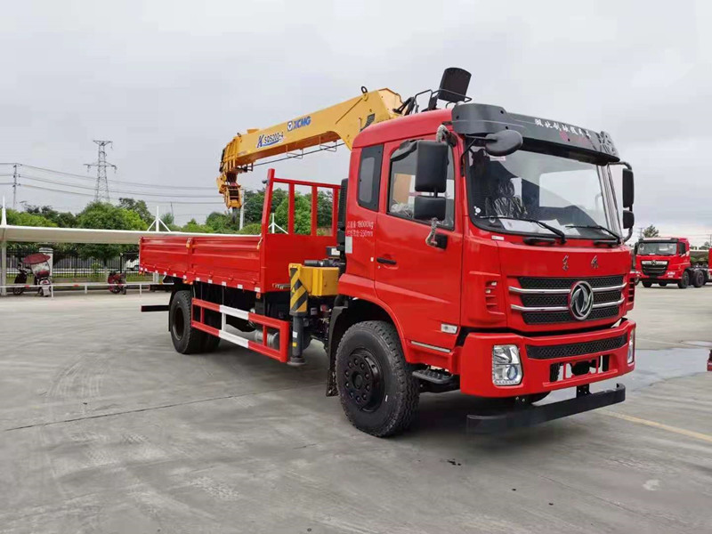 國(guó)六東風(fēng)隨專K5徐工8K單橋隨車吊